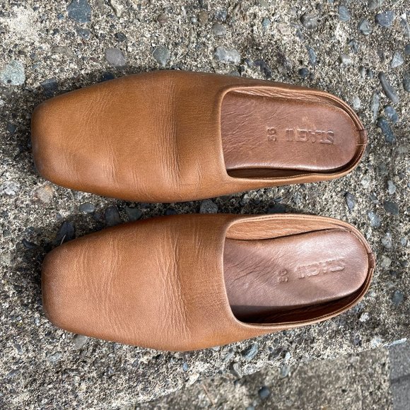 St. Agni Square Toe Leather Slides - Picture 1 of 4